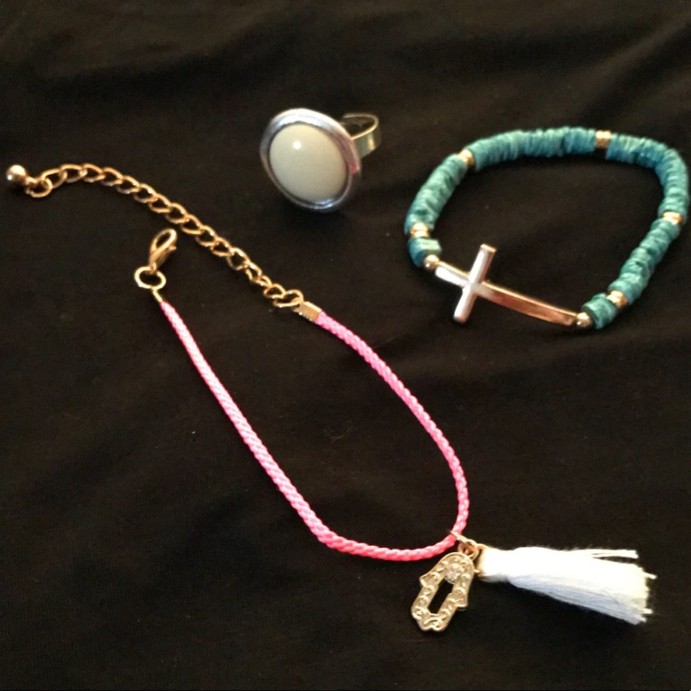 Hamsa Hand (Bundle of Jewelry)